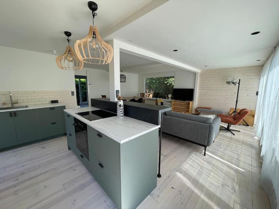 Modern Beach House For 12 Pers! With Jacuzzi جوليانادورب المظهر الخارجي الصورة